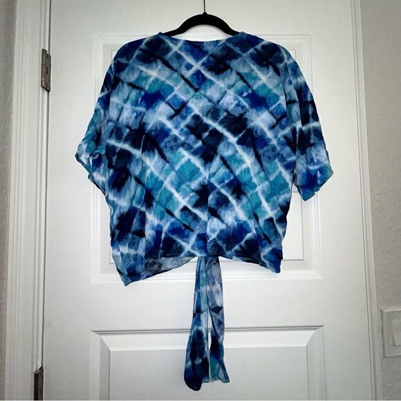 Hailey Lyn Tie Dye Tie Front Short Sleeve Top - Picture 5 of 5